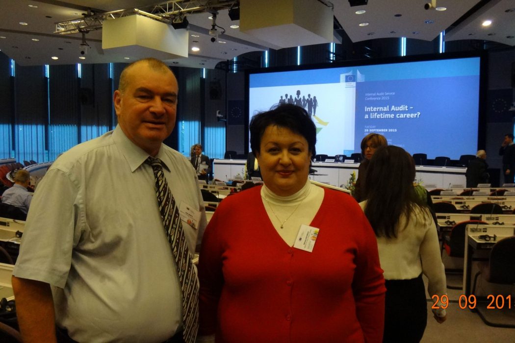 10. Imagini conferință